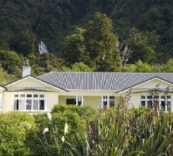 Westland - Lake Brunner Lodge, Lake Brunner Westland